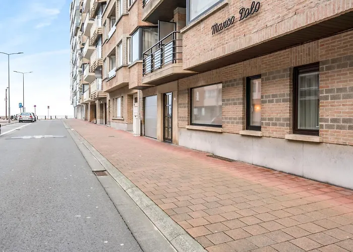 Marco Polo With Free Parking